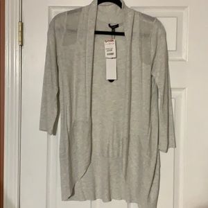 Cupio Sweaters - Light grey 3/4 sleeves. Cupio Sweaters - Light grey 3/4 sleeves.